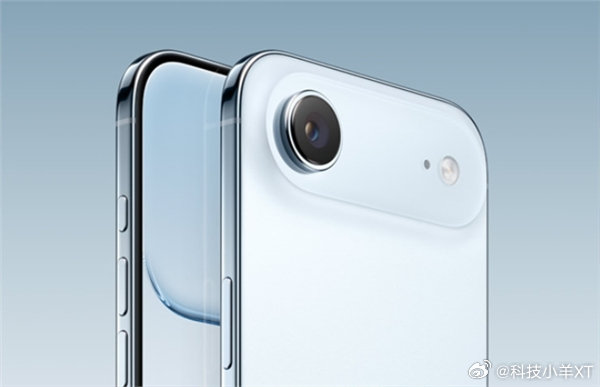 #曝iPhoneUltra无折痕失败# 大家还记得iPhone Air吗？上市初期好评如潮，但最终销量不达预期，还大幅降价。苹果的用户会为产品力买单，也特别注重实用性。苹果首款折叠屏的销量不会差，但能否卖爆？还真不好说。 ​