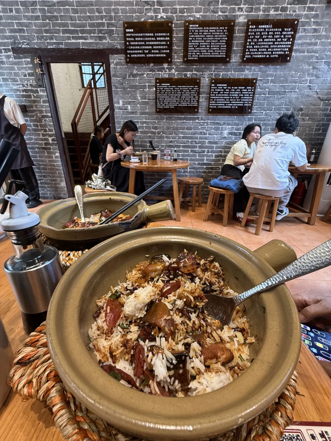 误闯顺德百年老宅里后劲最大的本地人饭堂