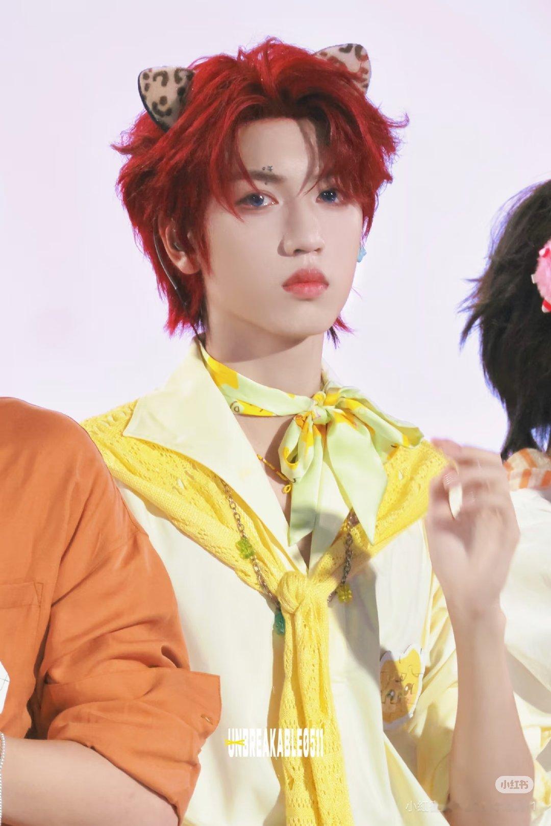 #TF家族中秋活动#
只期待和张桂源过中秋，期待中秋张桂源有大营业，Top就得有大营业[鼓掌][鼓掌][鼓掌] ​