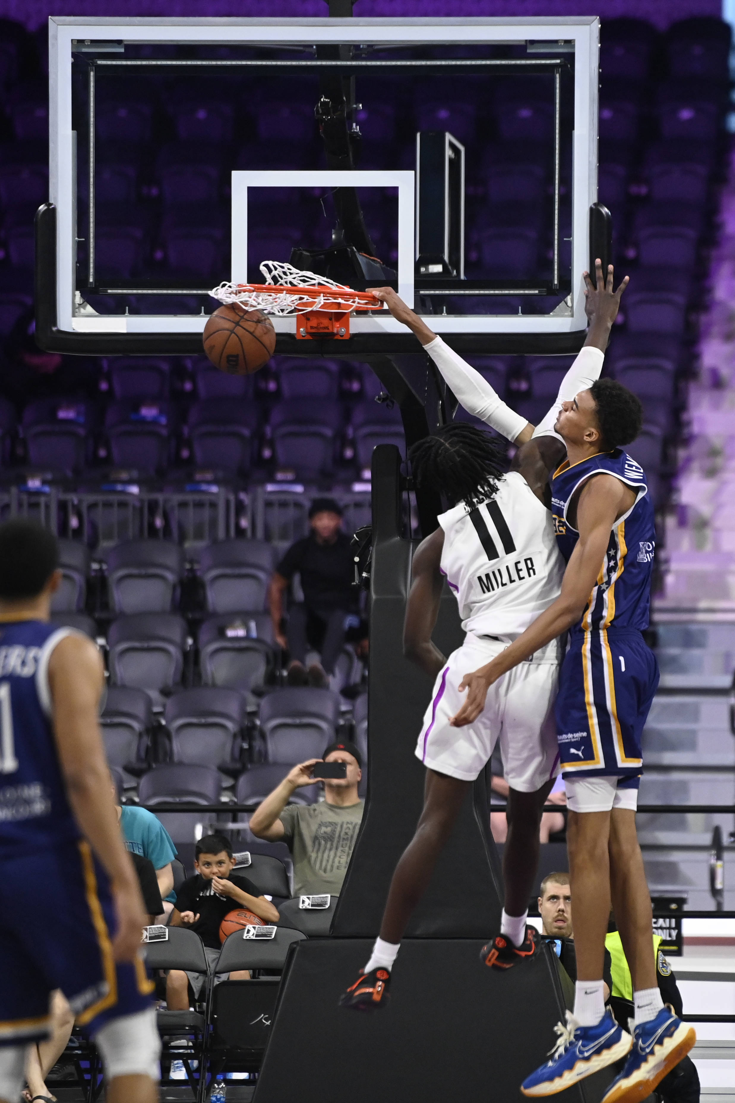 文班亚马是未来的联盟第一人，能够阻止他的只有健康。马刺跟开拓者的第四战...