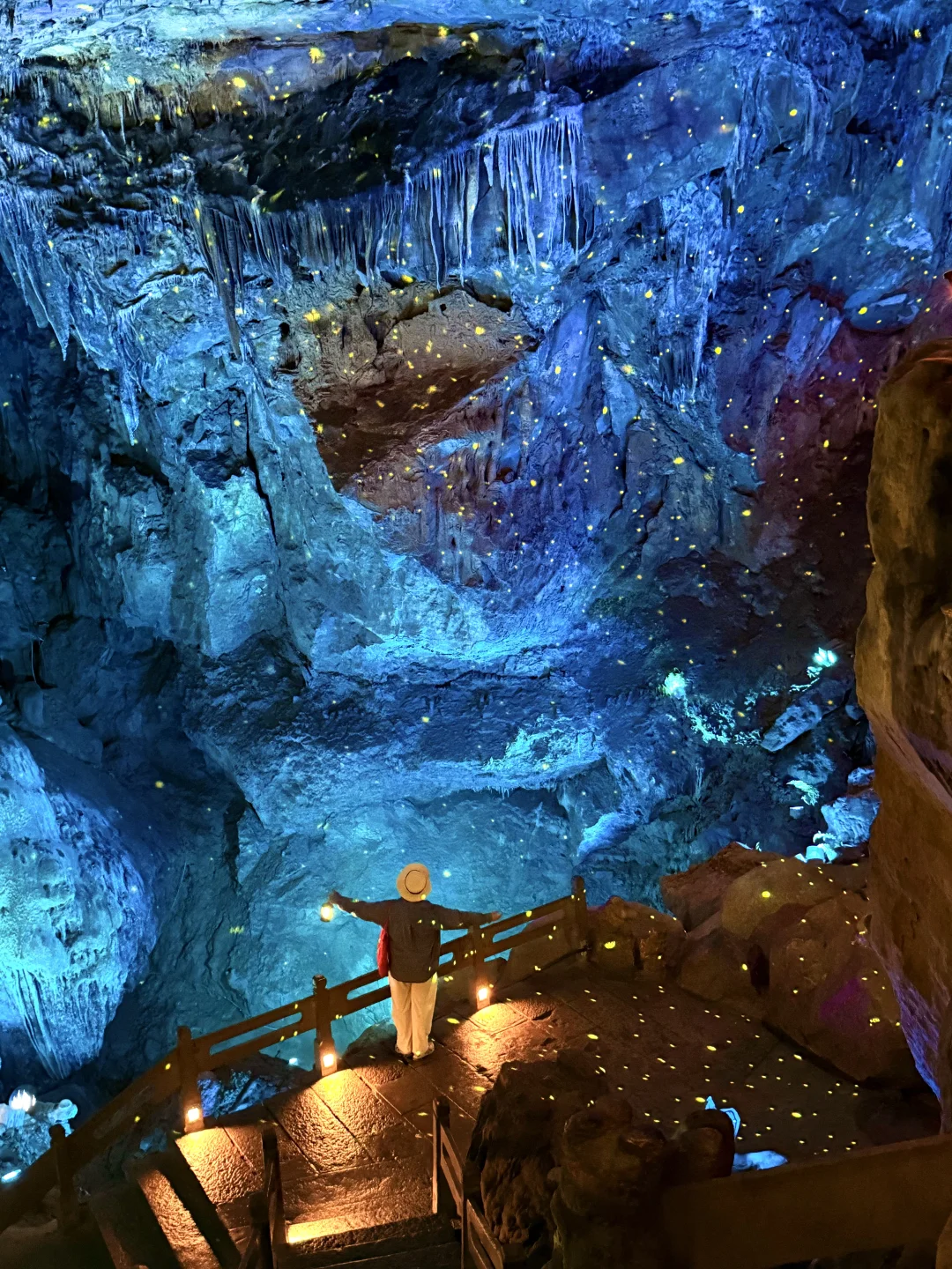 杭州跟风最成功的一次…萤火虫洞穴好震撼🥹