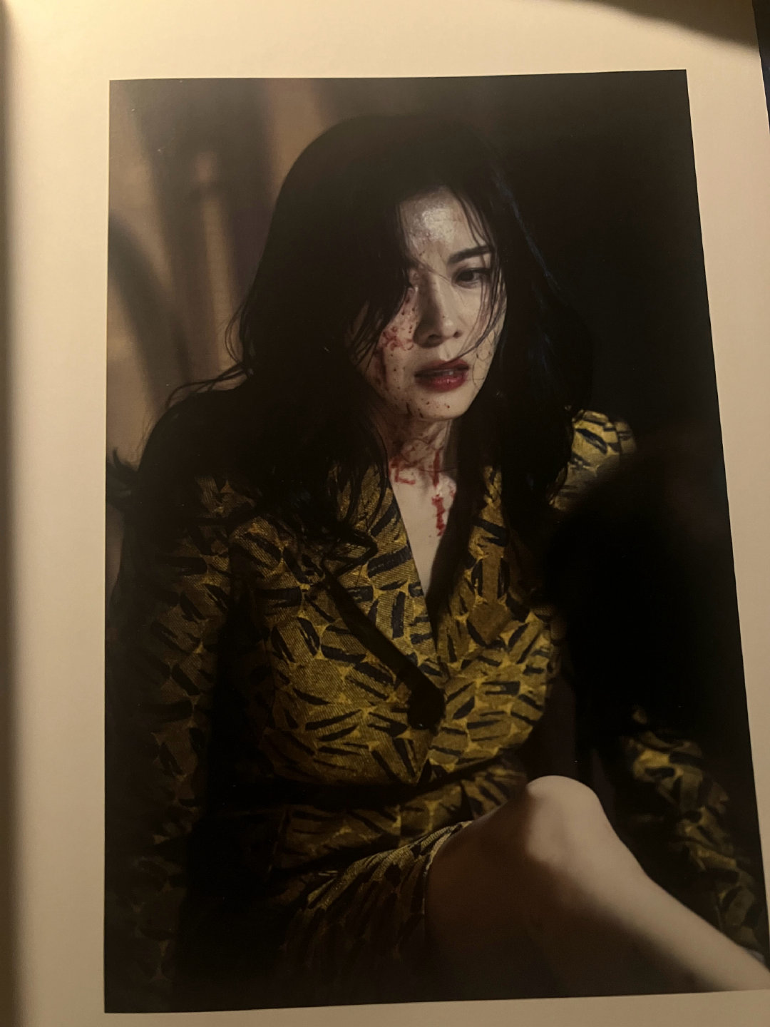 心理创伤融入了表演之中。。jisoo。。。 ​