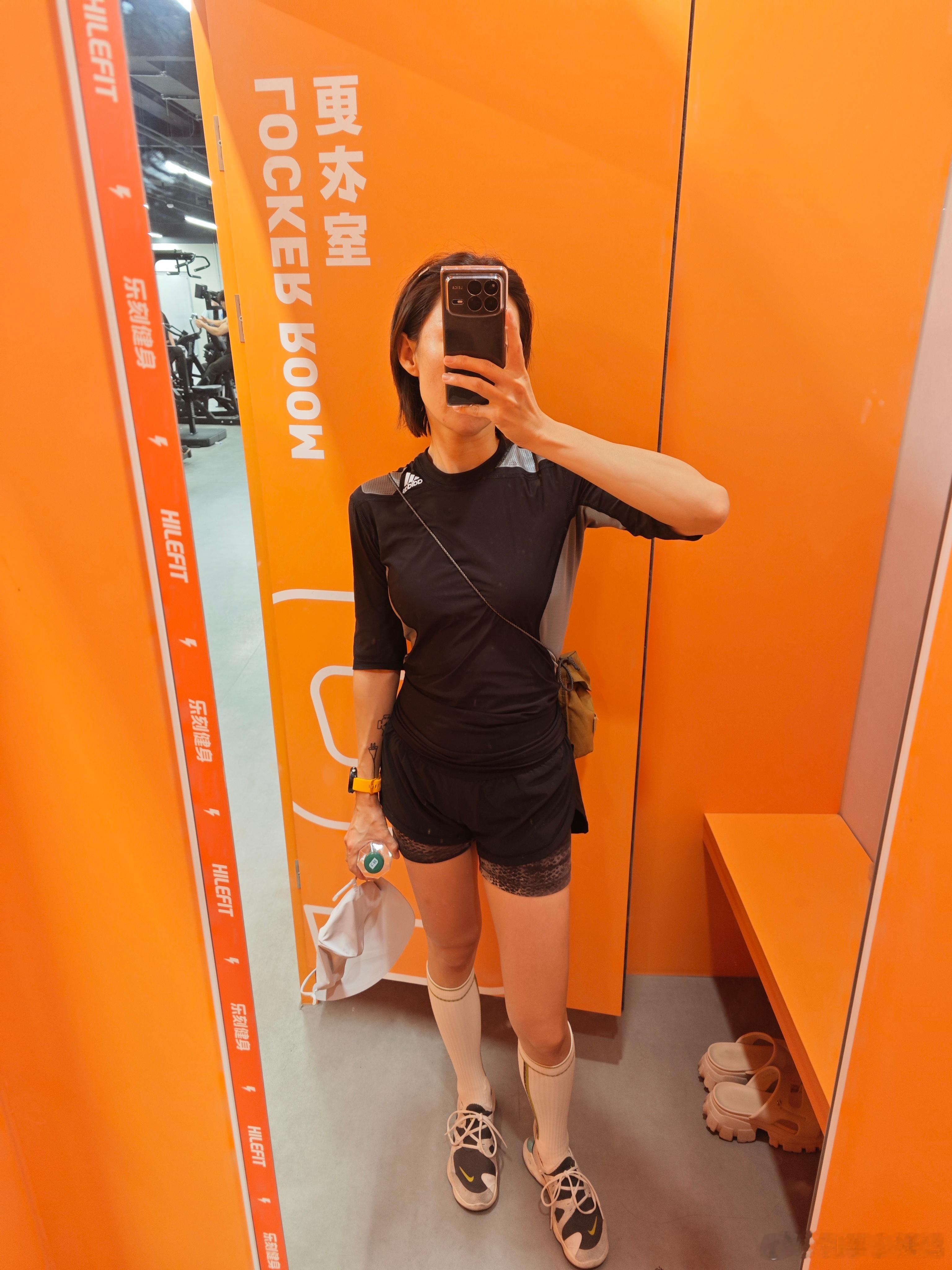 我戴着我的佳明闯南走北 不论是健身还是晚上睡觉 徒步还是骑车 基本属于...