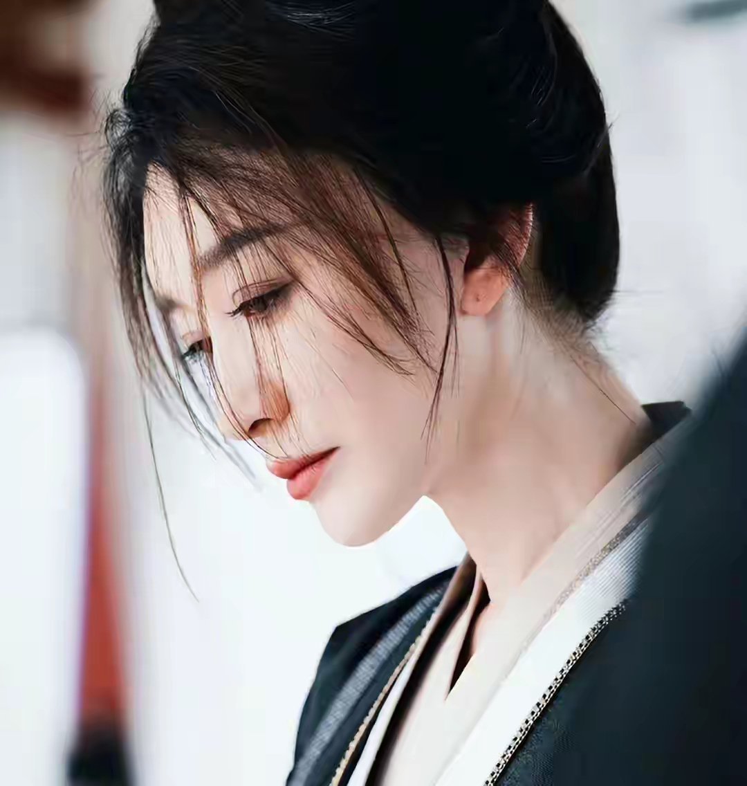 “尤物”李小冉离婚风波升级！当年2次怀鄢颇孩子 为何鄢颇不娶她 ​