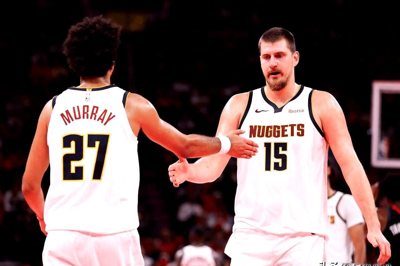 掘金队这防守，简直太可悲了！    末节6投0中，约基奇心态彻底崩了。...