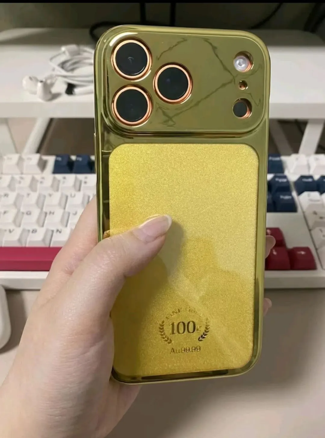 iPhone17 PM这手机壳也太奢侈了吧