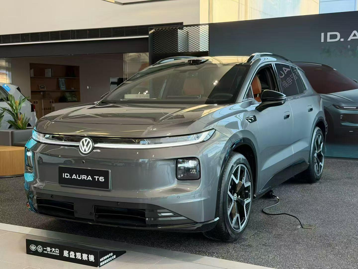 静态感受大众ID.AURA T6