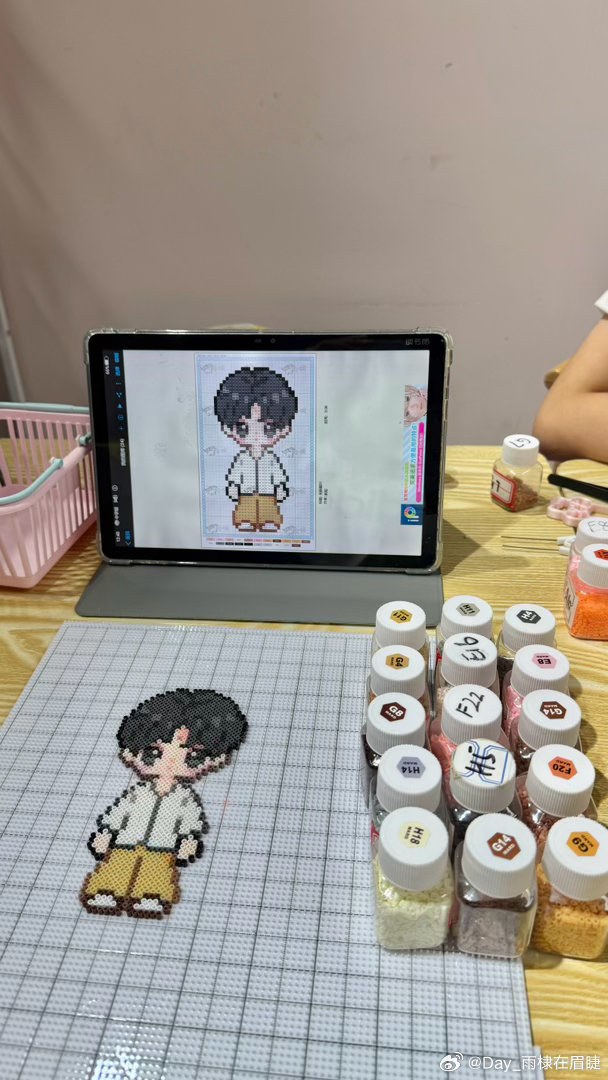 #胡一天[超话]#  全世界最好的江逾白！#胡一天江逾白##天才女友# ​