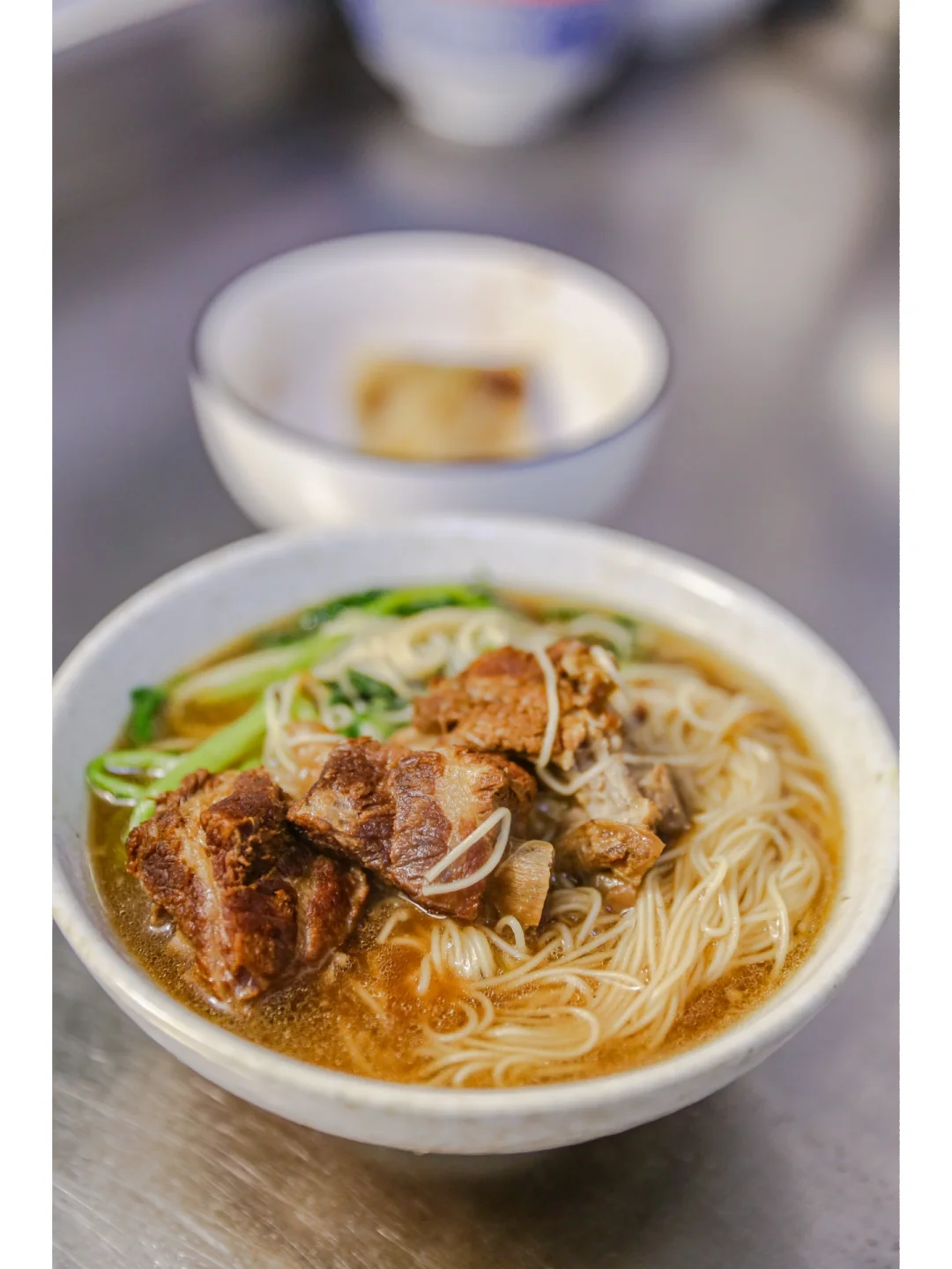 坚持做1000种面条不重样（204）红烧排骨面