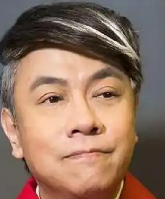 蔡康永的回应早被网友猜到，所谓受邀参加，只不过是在拼命找补

蔡康永发文说，他收到了台北市长蒋万安的邀请，他一定会去观摩学习。不仅如此，蔡康永还特意强调，他会尽可能满足主人的希望去着装打扮。

其实在蔡康永为沈伯洋站台后，便有网友猜到，蔡康永后续肯定也会去为蒋万安站台。

理由就是，蔡康永只有这样做