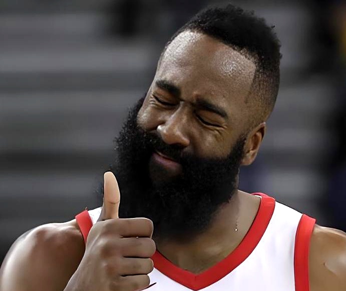 两分钟里能漏判7次，今天NBA官方把骑士对猛龙的报告一摊开，我愣了：4...