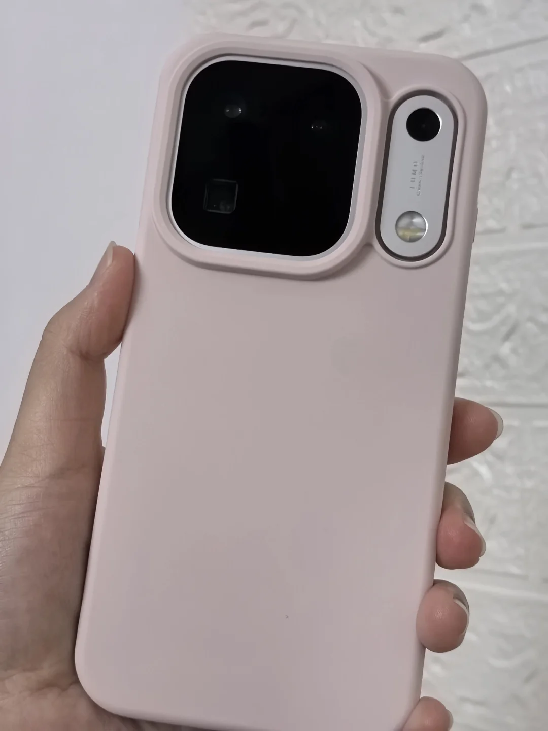 oppofindx10promax手机壳来啦、粉粉嫩嫩的