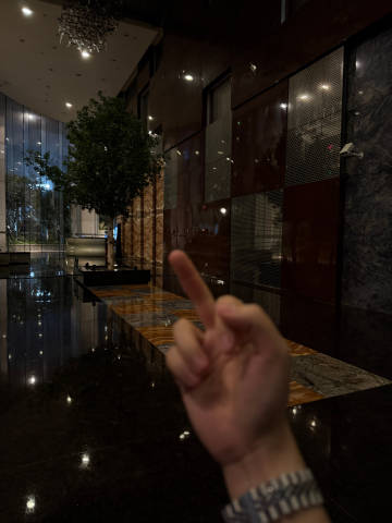伦敦未必有我忧郁 无正常下班的一个月 重拳出击的每一天，赵师傅这么晚了也有心事吗