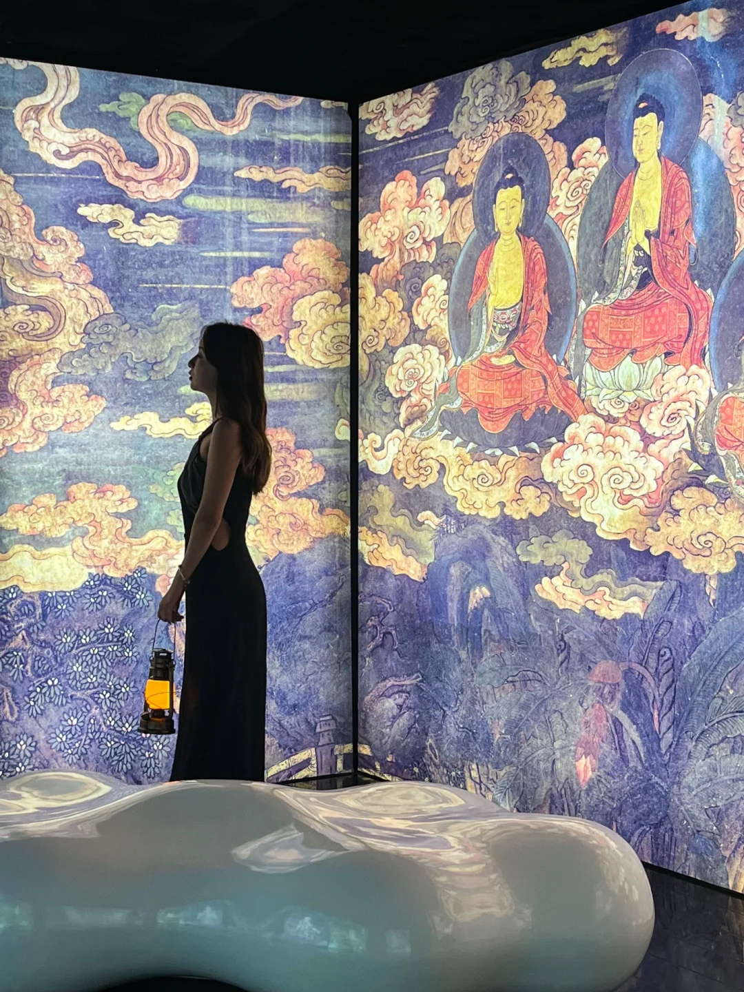 武汉新展｜穿越绝美壁画世界体验摸黑看展🏮