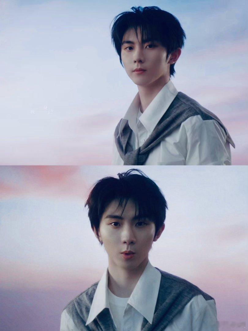 #马嘉祺[超话]# mjq#马嘉祺 因爱而聚共筑紫海#mjq#青春燃力计划#

星星是银河递给月亮的情书，你是世间赠与我的礼物

​​​