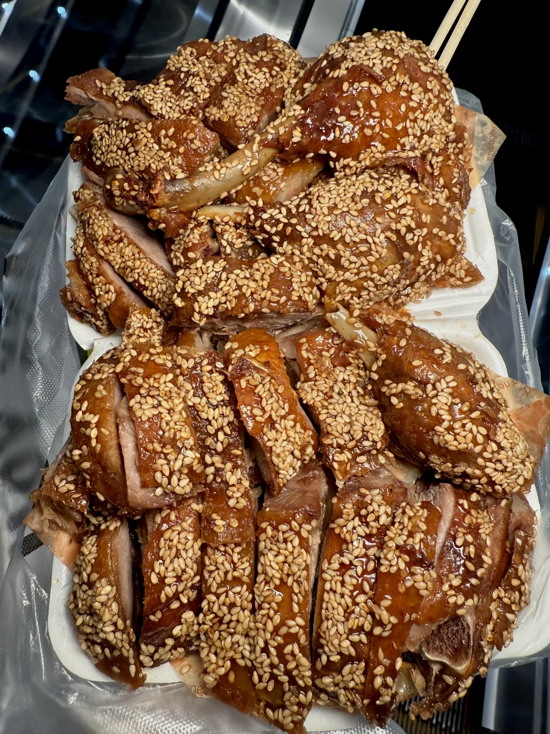 我封上海这个甜皮鸭为王。。。