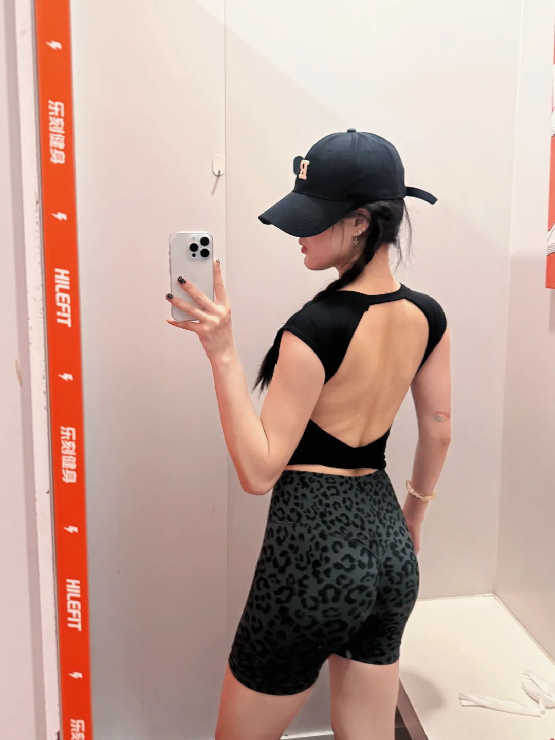 一个人带动全健身房买了8套了。。。🖤