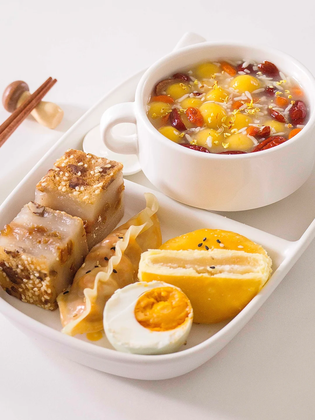 中式早餐🥢酒酿南瓜圆子&核桃红枣糯米糕