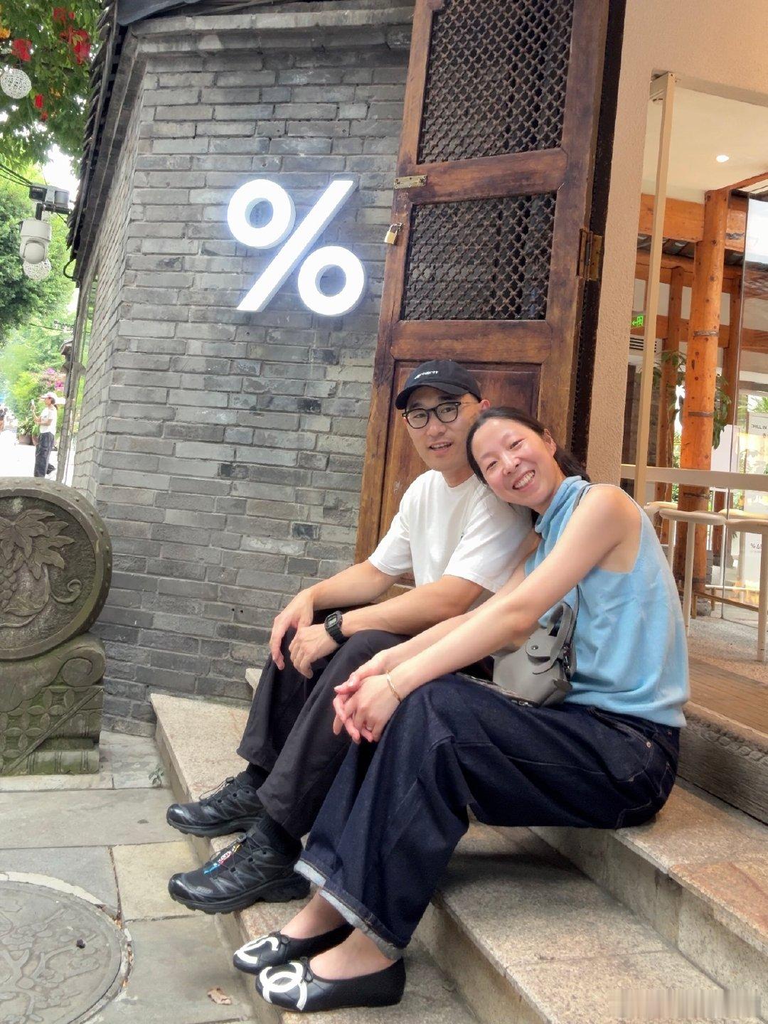 成都…我们来了
要去川西，租了一辆豹5
感受一下国产新能源的魅力 ​