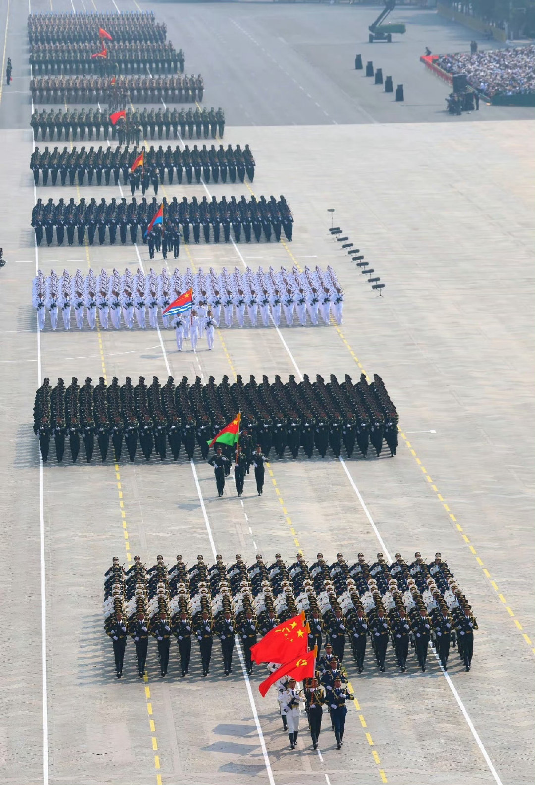下次阅兵应该是2027年建军100周年，2029年建国80周年了。 ​