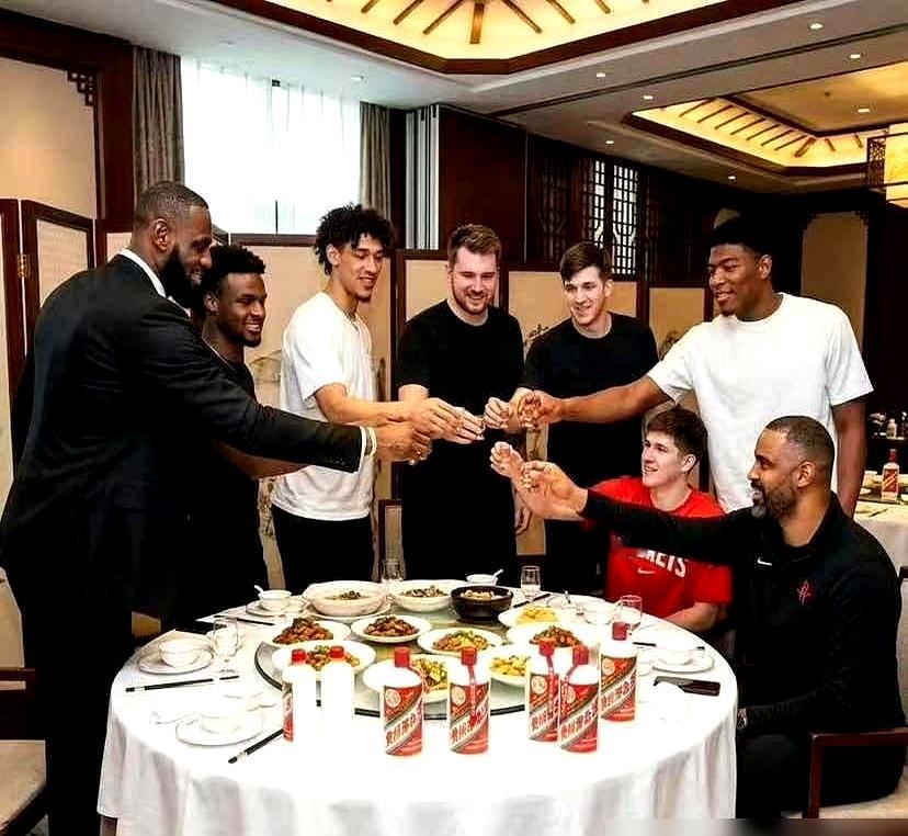 领先6分，手握球权，30秒后却被拖进加时输球，火箭这年轻人到底经历了什...