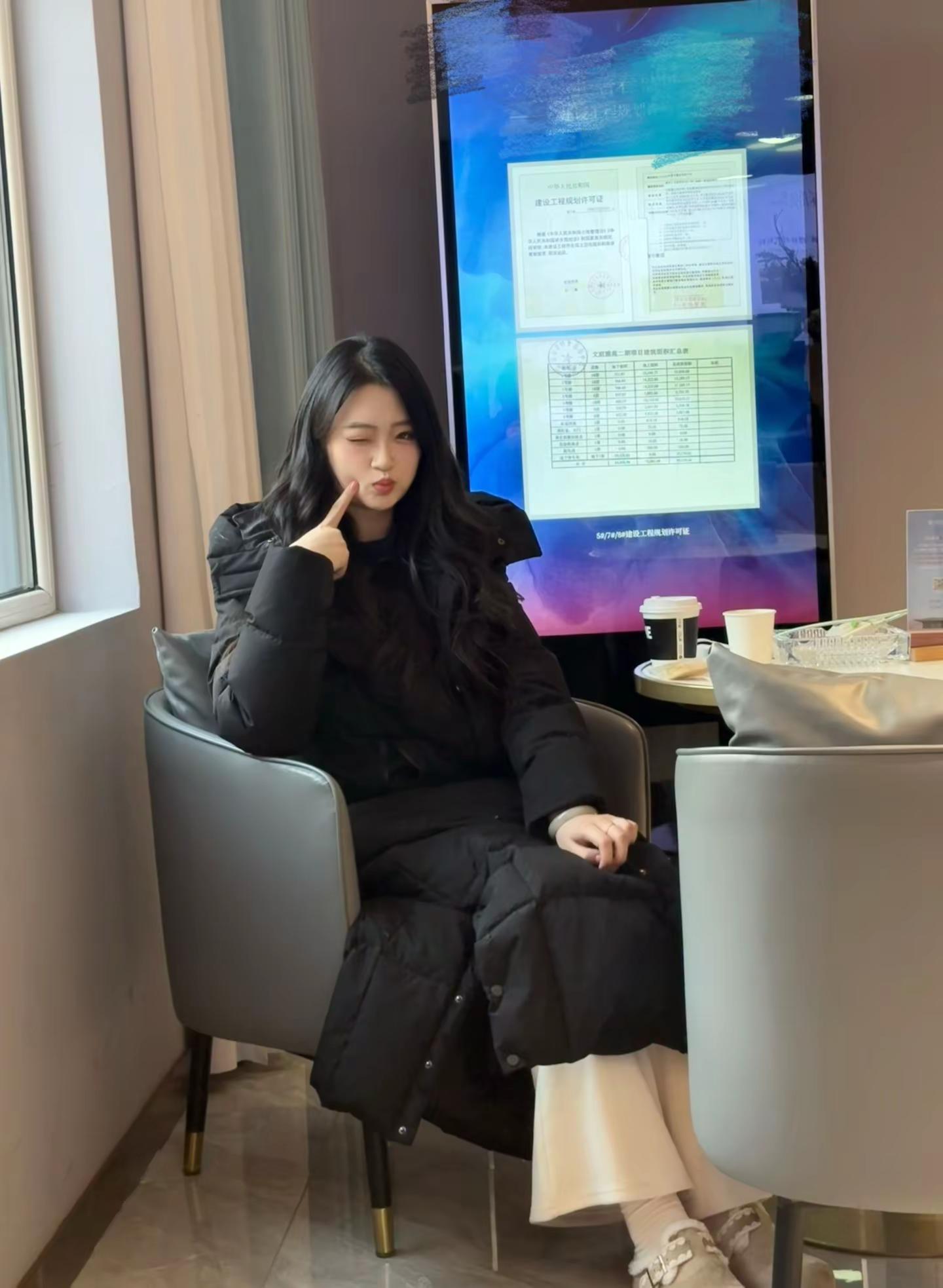 <p>学姐 <!--{img:0}--><!--{img:1}--><...