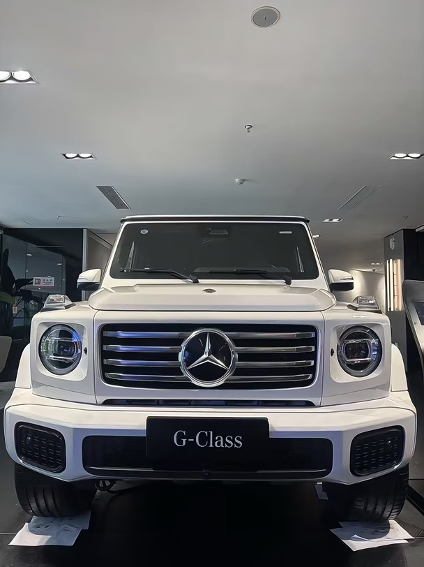 G500，外白内黑。