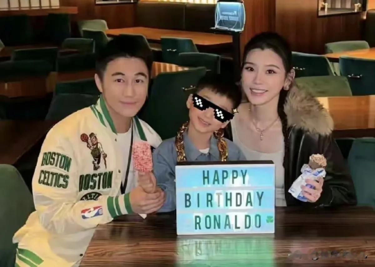 何猷君，还是太富有！6月17日，一向低调的何猷君，突然冲上了热搜，让人...