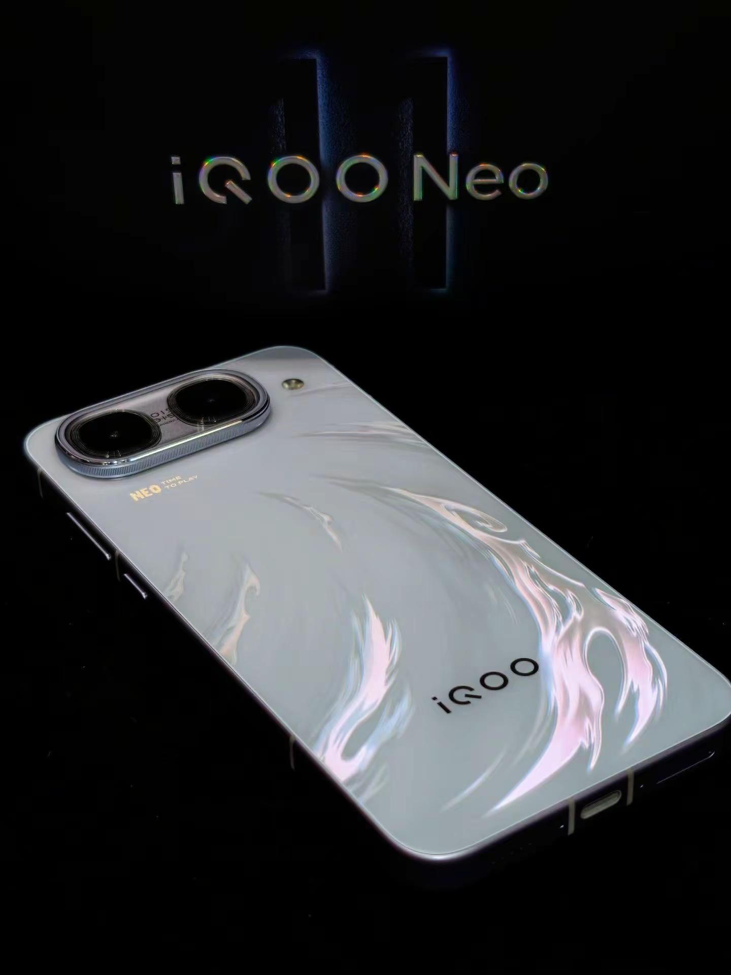 Neo系列也可以颜值担当iQOONeo11至尊版 iQOO 数码科技