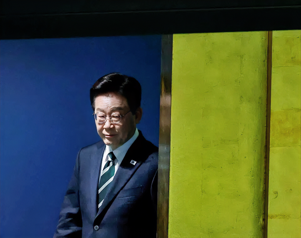 这下彻底瞒不住了！李在明直指乌方违反保密协议。

联合国大会召开期间，泽连斯基公开发言称，乌克兰已经把两名朝鲜战俘移送至韩国，还表示朝鲜战俘“很难活捉”。
李在明于星期四（9月24日）在X平台发帖称：“我不清楚乌方为什么要违背协议公开这件事，实在让人失望。”
韩国总统李在明表示，这一行为违背了双方此