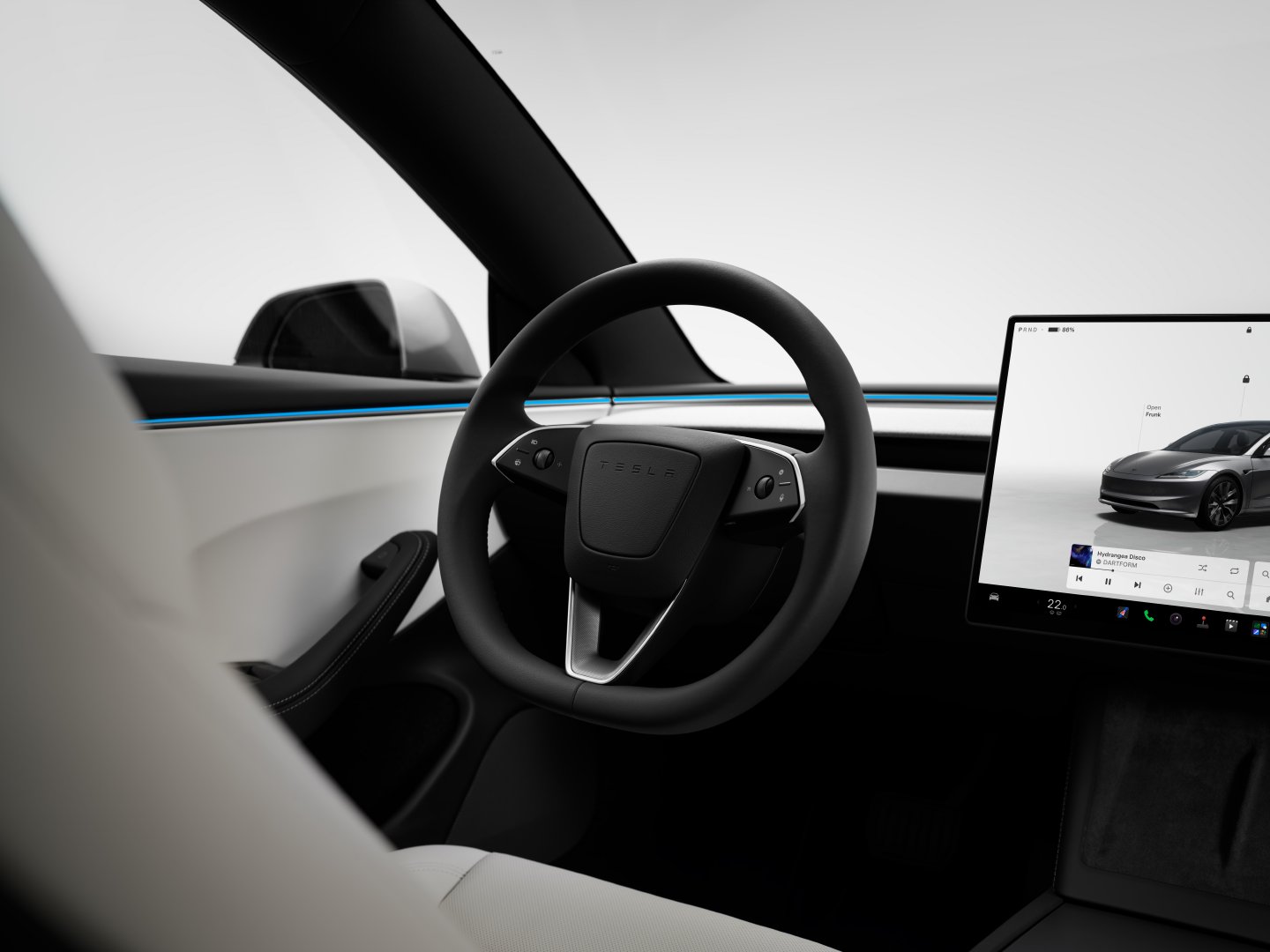 Model 3重磅更新❗️屏幕更大，内饰更高级🌟

全系现款在售车型
升级16英寸高清触摸屏🖥️
更大、更畅快[不愧是你]

可选配浅灰色高级内饰🩶
搭配黑色织物顶棚
明暗更有层次，科技感十足[加油]

大有看头，内有新意✨
新车已到店，猛戳➡️ ​​​​