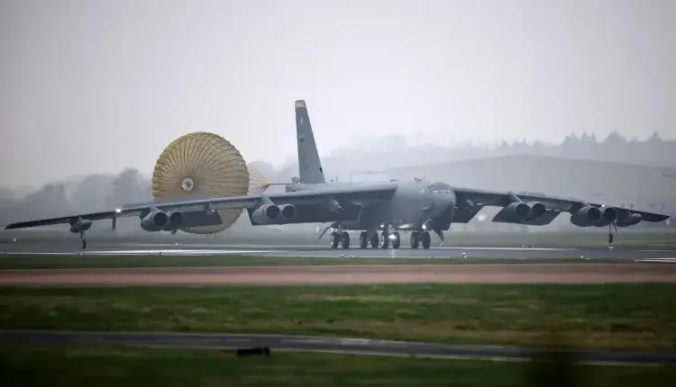 B-52整合LRASM，美军对华反舰再升级