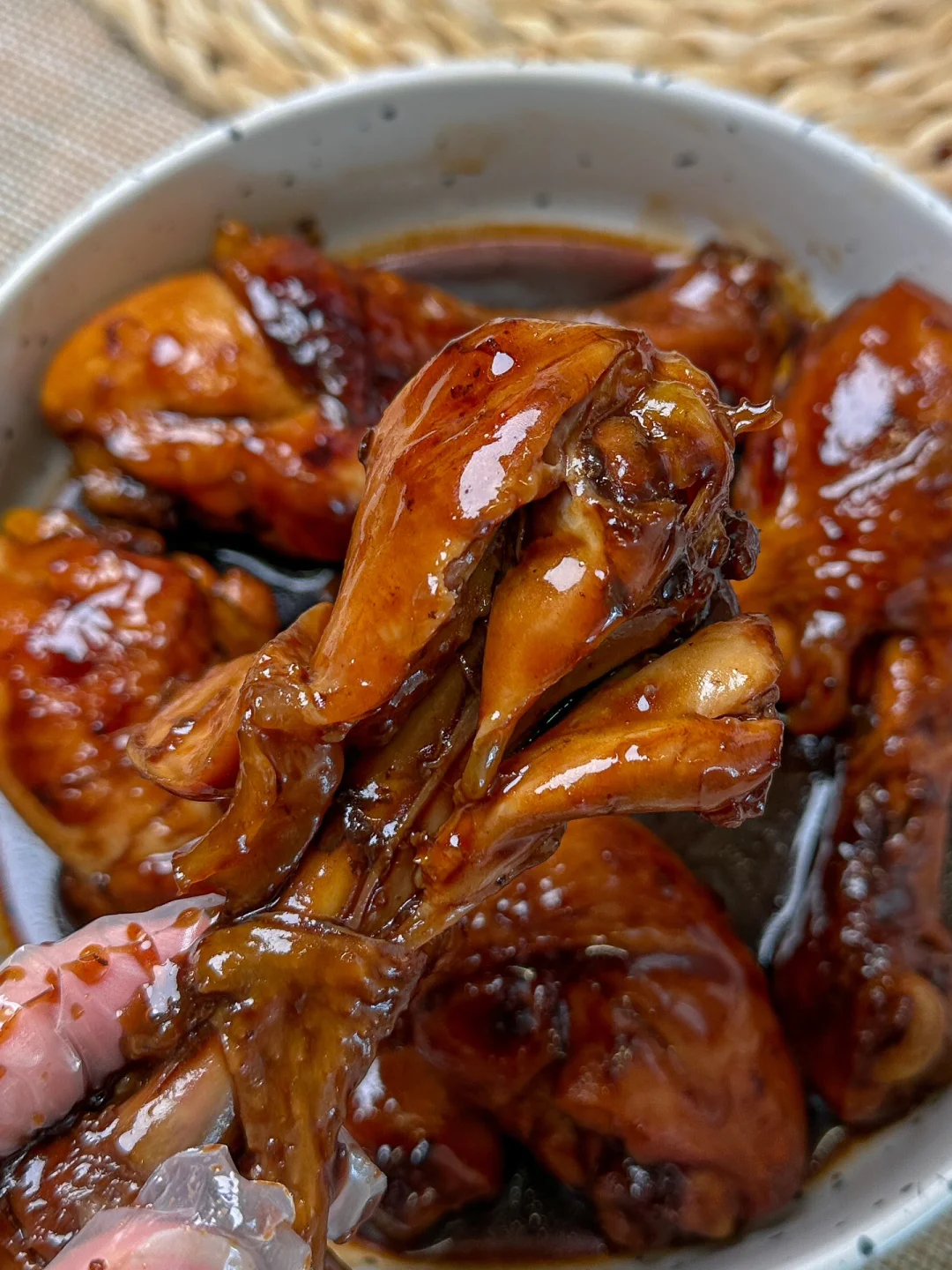 好吃到默默飙泪...炫了半锅米饭！！