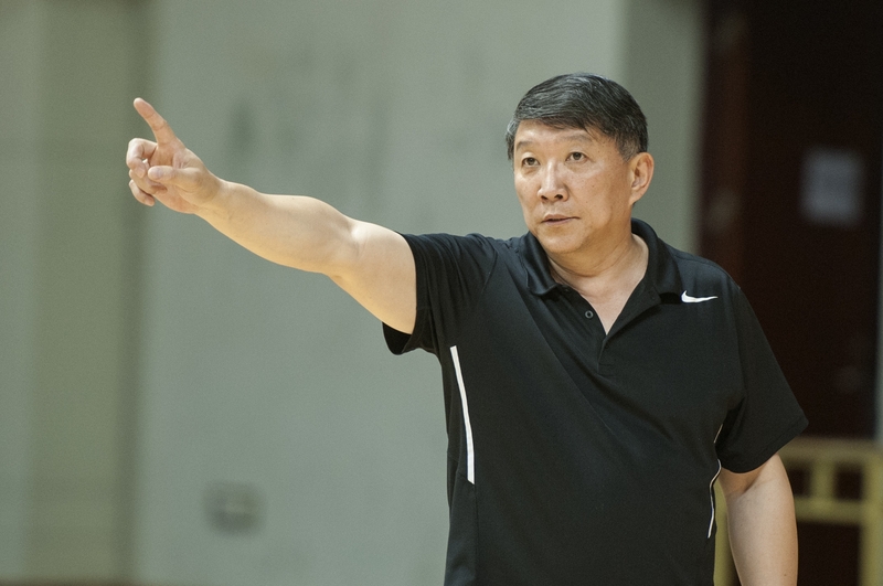 上海男篮的老将在篮球界独具魅力。他们经验丰富，宛如球场上的定海神针。比...