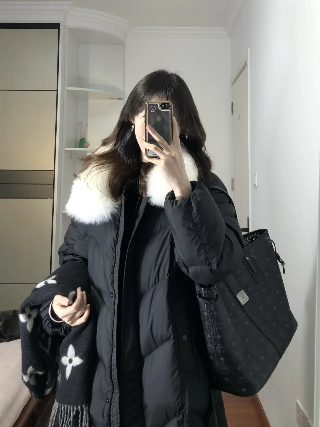 今年第一件黑色羽绒服