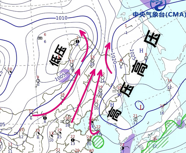 从9月17日5时的中央气象台地面天气图上看，东北的东侧日本海到朝鲜半岛一带是高压区，东北的西侧蒙古国东部到贝加尔湖东部一带是低压区，气压场总体呈东高西低分布，因此东北全境刮南风，17号刮南风，18号也差不多还是南风，19号辽宁、吉林、黑龙江除了大兴安岭和黑河以外地区、赤峰、通辽、兴安盟东部还是南风，持续刮南风是单一暖气团控制的表现，气温较常年同期是偏高的。
啥时候来冷空气呢，20号有一股不太强的冷空气影响黑吉辽，转北风，也包括赤峰和通辽城区部分，20号可以降点温刮北风。
#天气 #天气预报 #地理 #科普 #东北 #风 #冷空气 #高中地理 #初中地理 #地图