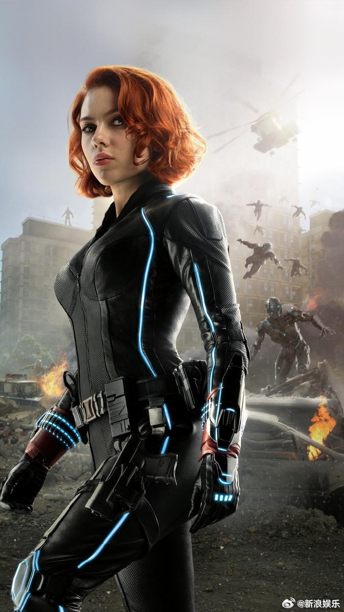 据外媒，“寡姐”斯嘉丽·约翰逊正在商谈加盟《新蝙蝠侠2》，饰演一个新角...