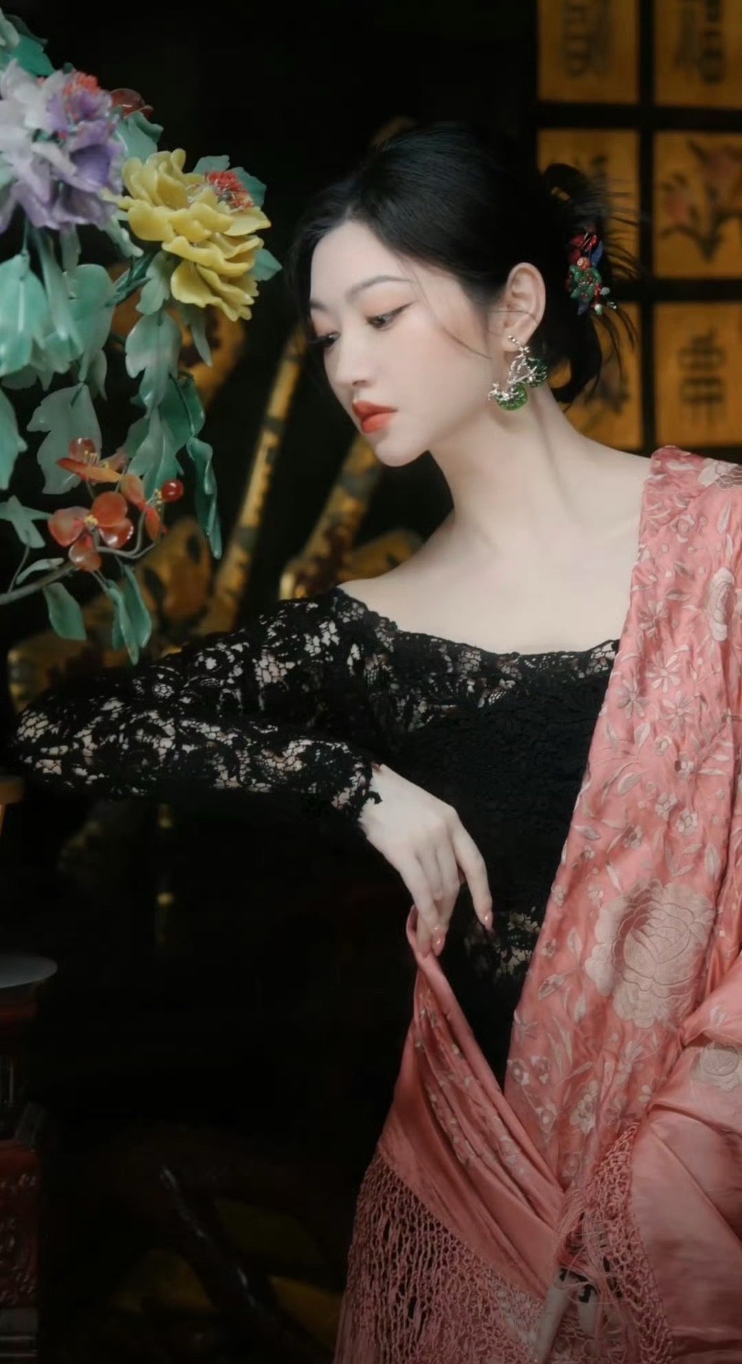 #景甜工作花絮掉落#好美啊！[期待][期待][期待][期待][期待][期待][期待][期待][期待] ​