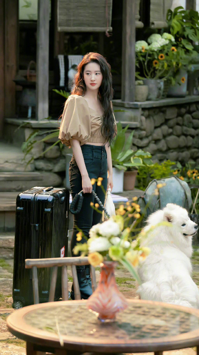 #刘亦菲#  是我们红豆大美女[冲刺] ​ ​​​