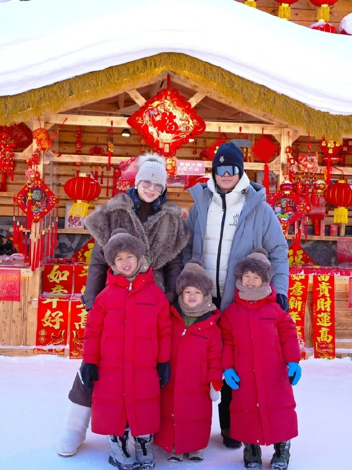 胡杏儿全家东北过年❗看得出来很冷了！
