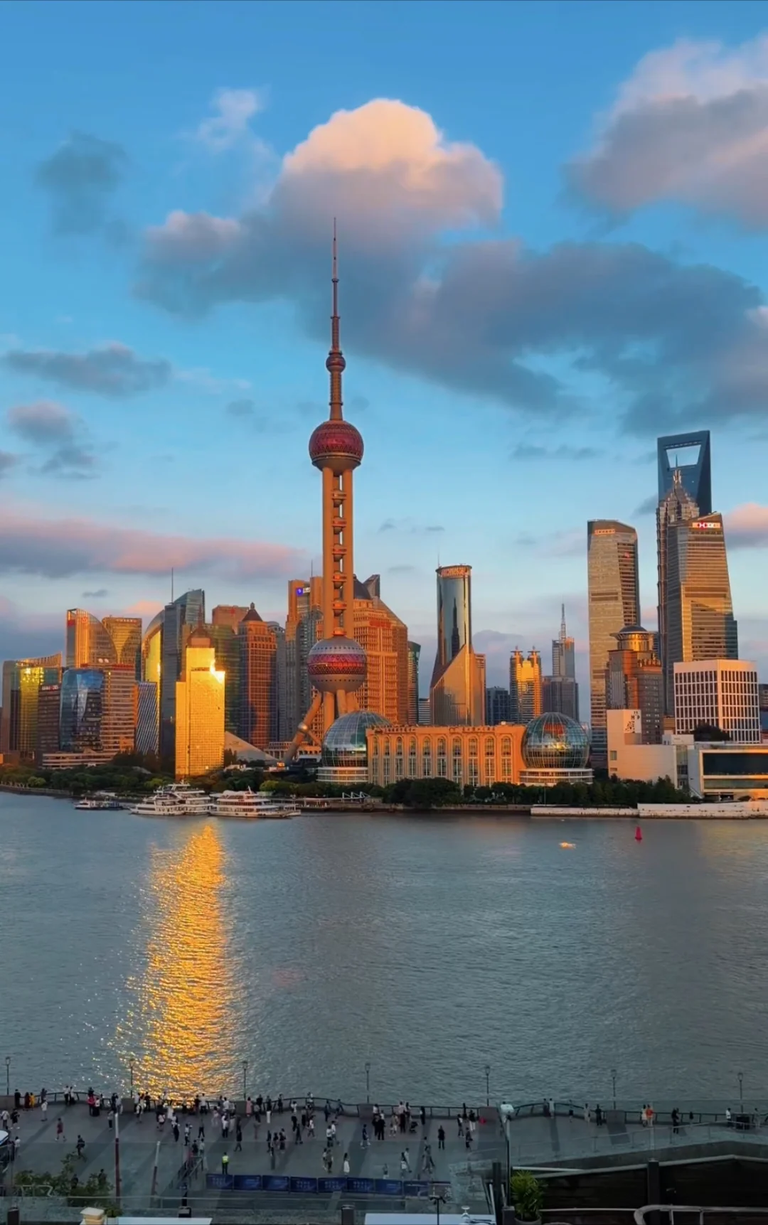 人均100r | 属于上海花小💰装大杯必冲机位❗