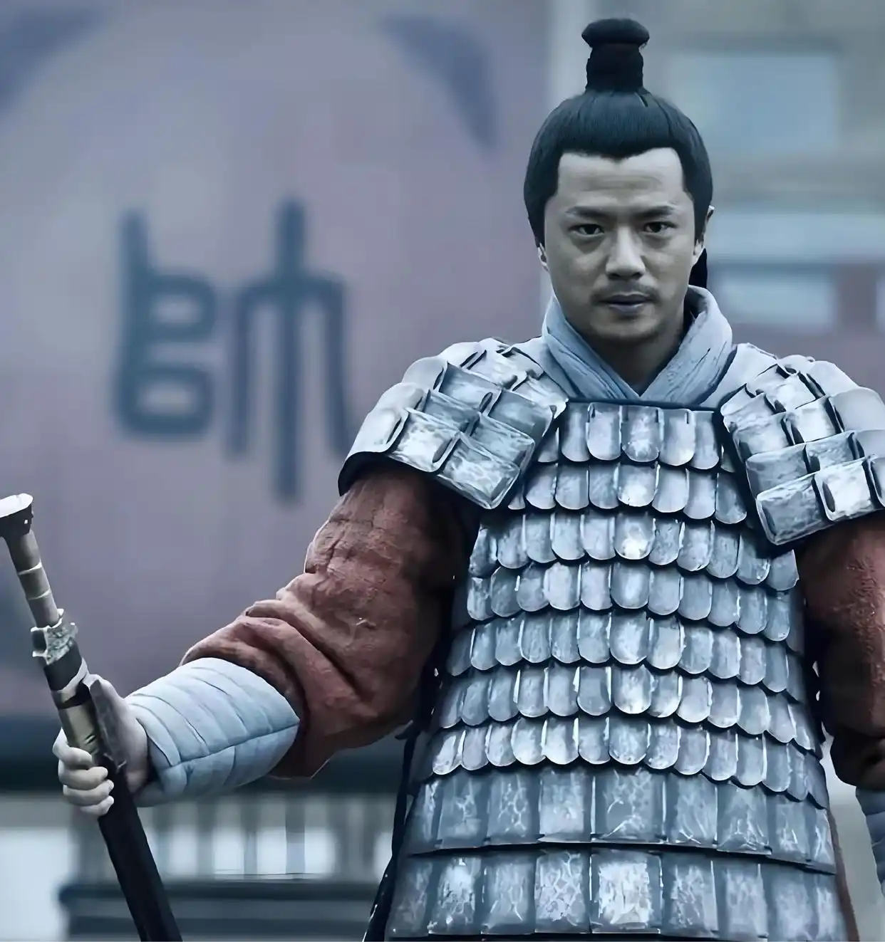 韩信：从胯下之辱到兵仙封神，他的一生藏着多少意难平？