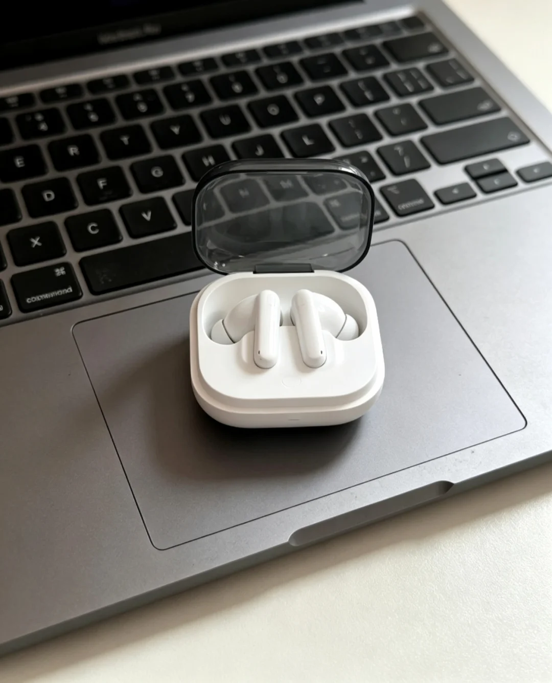 两百价位降噪耳机实测｜荣耀FlyPods 5i