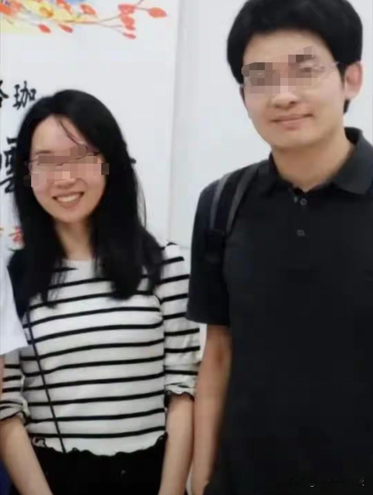 20岁和15岁，俩女儿写了86页举报信，把父亲的“女学生”给举报了。

这得受多大委屈啊，把两个孩子逼成这样！看得人心里不是滋味。

十年。 从2016年开始，一个女博士生，插进了自己导师的家庭。两个女孩说，这个曾姓女教授当年靠着不正当关系上位，后来一路破格晋升，还涉嫌侵占学生成果、套取经费。

父