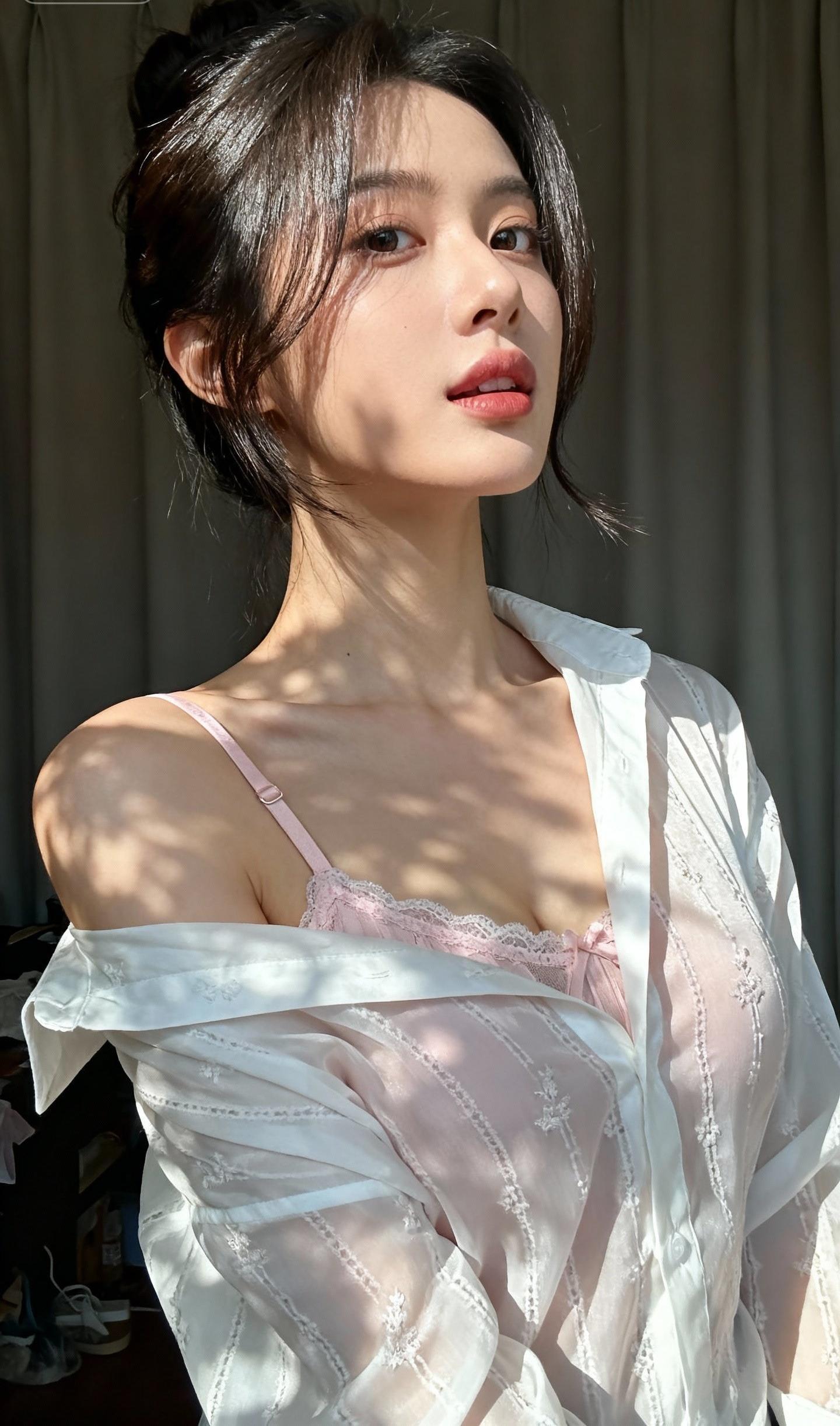 我不说，你觉得这位邻家小姐姐是真人拍摄吗？  看看有多少人能猜中？