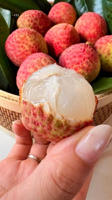 【90元一斤热销，从化这款荔枝“卖断货”  ！】