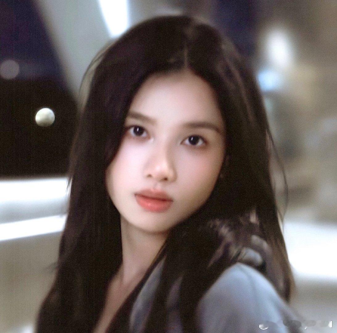 #张婧仪[超话]#  此图已成神[泪]​