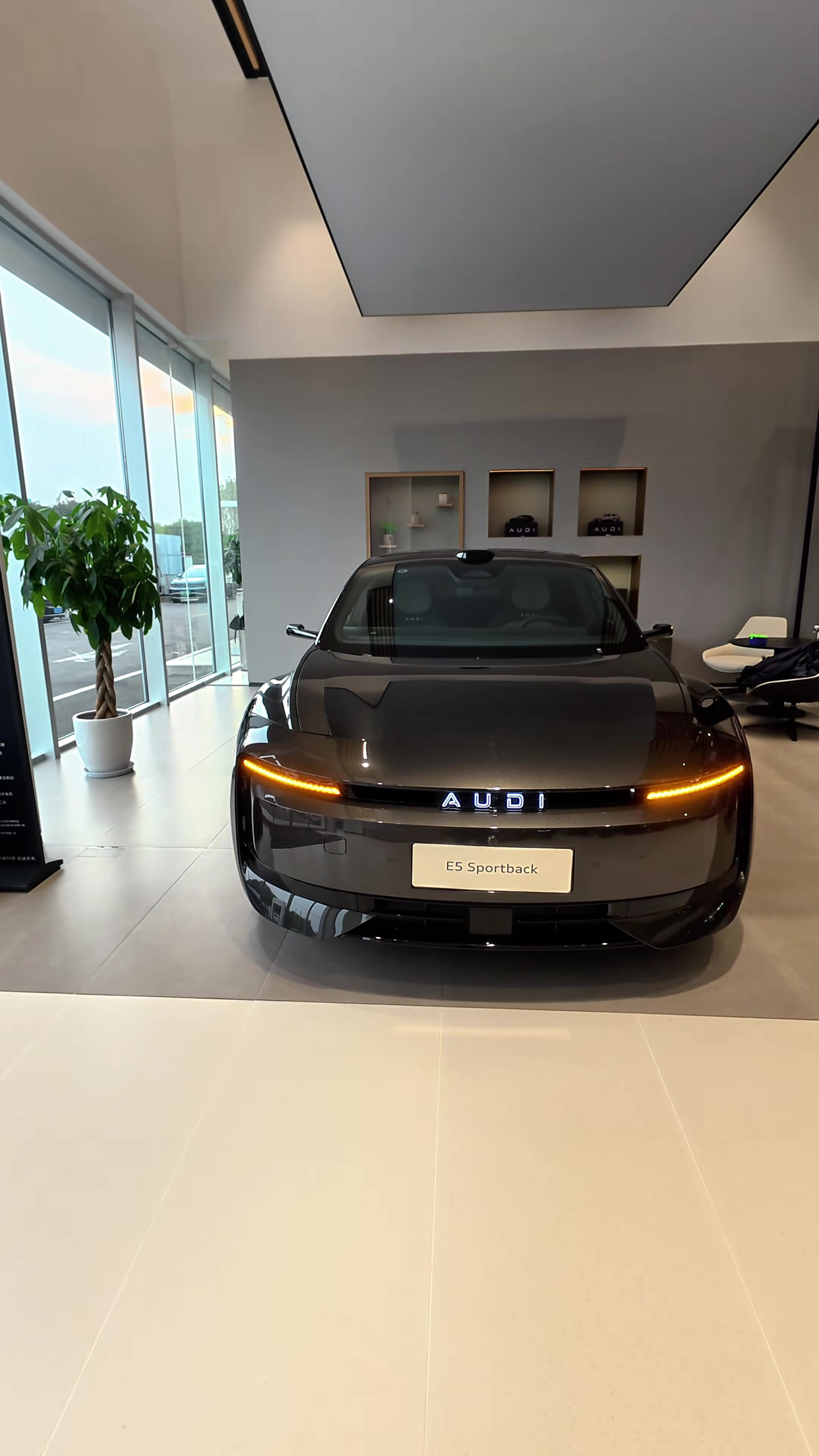 奥迪E5深度试驾：颜值实用兼顾的家用豪车