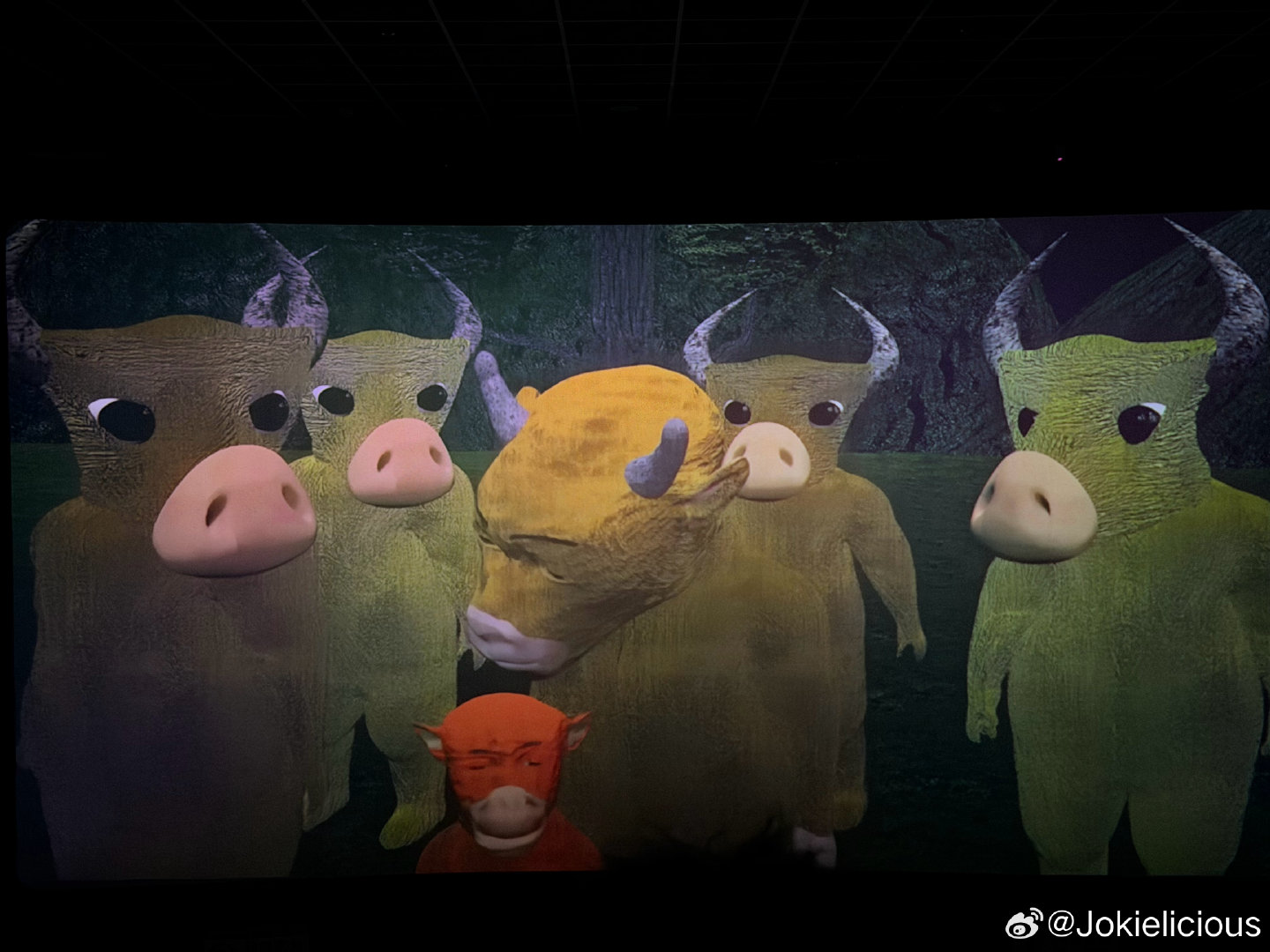 我看完一个感受是怎么从来没看人吐槽过路人牛的建模，和牛来一家都不是一个物种和画风了[泪奔]
#牛来imdb开分6.5##牛来# ​