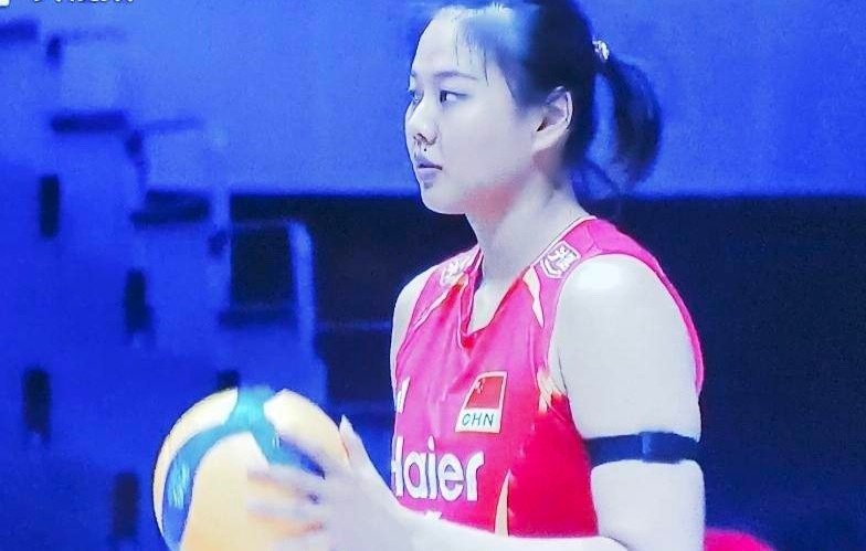 中国女排3-0横扫伊拉克女排，取得女排亚锦赛开门红！
 
 
北京时间8月22日晚，2026年亚洲女子排球锦标赛小组循环赛在中国天津继续进行。在刚刚结束的一场A组小组赛中，中国女排首战告捷，以3-0（25-4
、25-6、25-6）横扫伊拉克女排，取得亚锦赛开门红。
 
中国女排接下来将分别于8月24日19点30分和8月2 ​